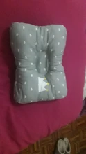 Enfermería almohada para bebé recién nacido dormir apoyo cóncavo de dibujos animados almohada impreso forma cojín previene la cabeza plana