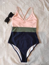 CUPSHE-bañador cruzado de una pieza para mujer, traje de baño con cuello en V, Espalda descubierta, Monokini de retales, ajustable para playa, 2021