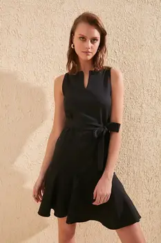 

Trendyol Belted Dress TWOSS20EL1281
