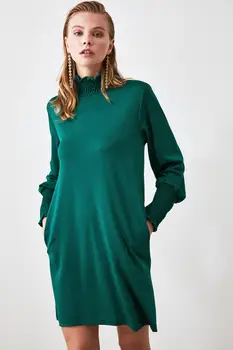 

Trendyol Upright Collar Mini Knitted Dress TWOAW21EL0829