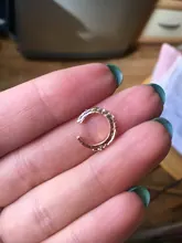 Pendientes de cartílago falso para mujer, aretes pequeños a la moda, Color dorado, sin piercing