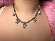 Modyle-collar con colgante de mariposa para mujer, joyería con diamantes de imitación brillantes, llamativo, gargantilla de cristal, para regalo