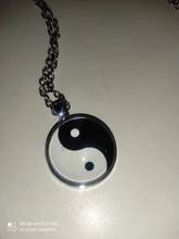 Colgante clásico de Tai Ji Yin Yang, collar con gemas de cristal chapadas en plata, color blanco y negro, señal de taoísmo chino