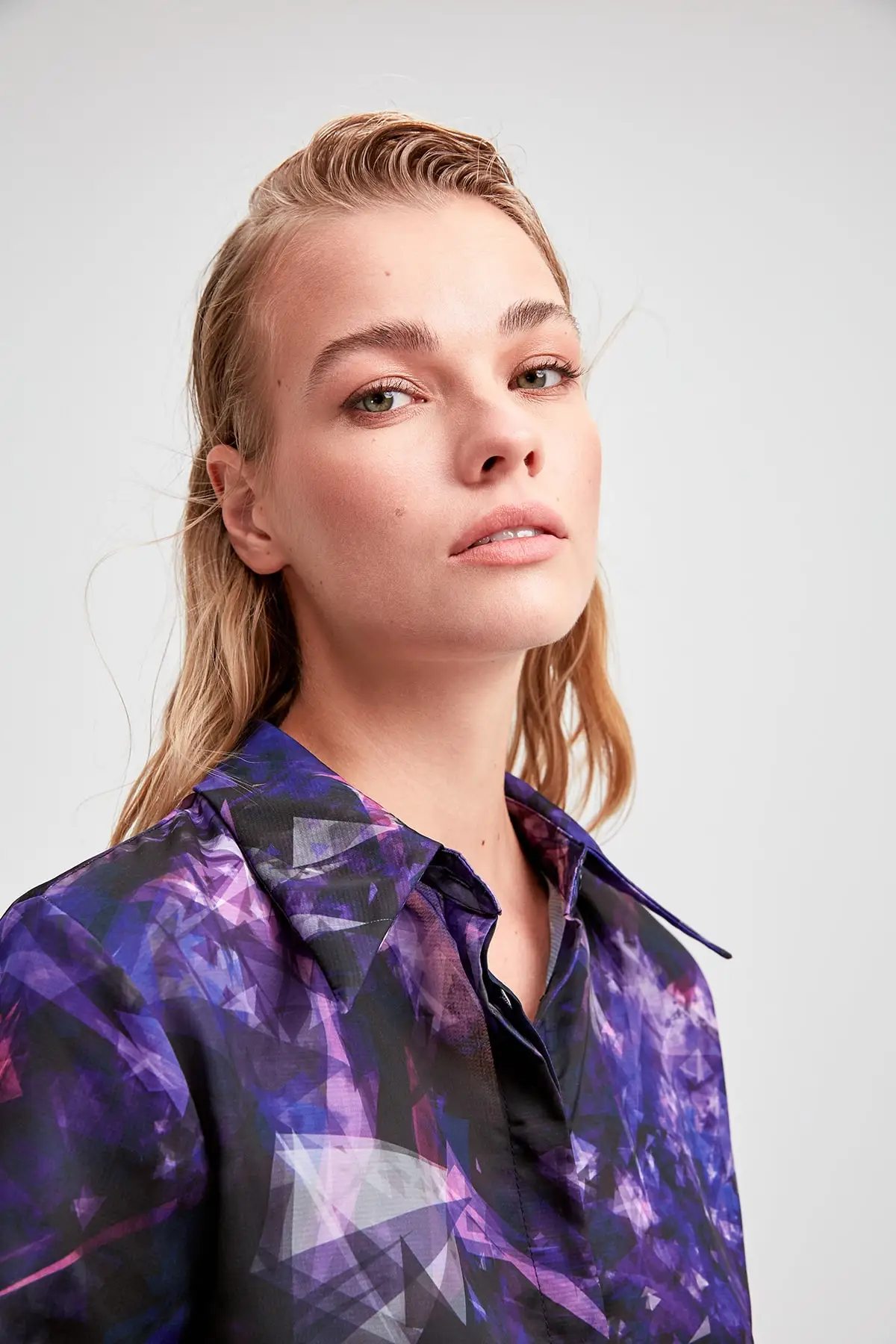 Trendyol фиолетовый Узорчатая рубашка TWOAW20GO0367