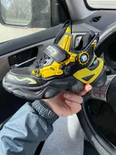 MWY-Zapatillas de deporte con dibujos animados para niños y niñas, calzado deportivo liviano de cuero, zapatos informales impermeables para caminar