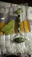 Natural Jade rodillo Guasha piel raspador Set Facial piedra reafirmante cara Anti-envejecimiento ojos hinchados masajeador cuello Anti arrugas
