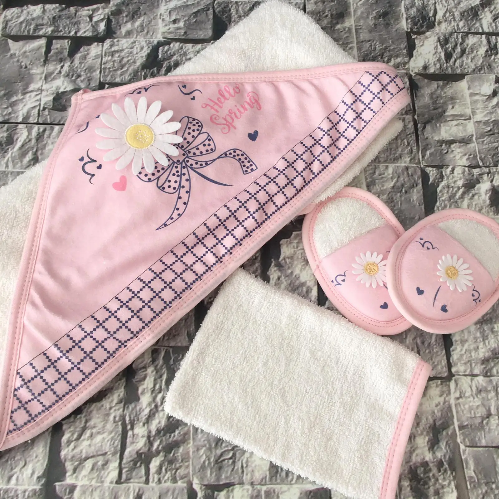 Baby Hooded Bath Towel Set Children Girl Boy Robe Cartoon Bathrobes Wrap Newborn Long Sleeve Slipper Toddler Baby Clothing Gifts baby bath towel
