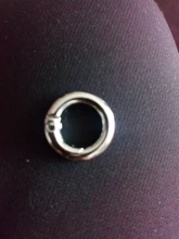 2 uds Chapado en aleación de Zinc Puerta de primavera O-Ring hebillas Clips de mosquetón monederos bolsos de mano bolsos de bandolera redonda empujar desencadenar ganchos rápidos mosquetón