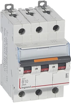 

Circuit breaker three-pole 10A Legrand DX3 409728 (25 ka, (B)