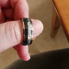 FDLK 8mm blanco y negro anillo de acero inoxidable madera de Koa flecha con incrustaciones boda banda de moda de los hombres accesorios de tamaño 6-13