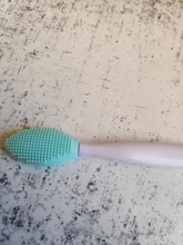 ¡Producto en oferta! 1 unidad de cepillo de silicona suave de mano para el cuidado de la cara exfoliador removedor de espinillas masajeador y limpiador Facial cepillo herramientas de maquillaje