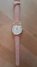 Reloj de pulsera con correa de cuero para mujer, nuevo accesorio informal a la moda, sencillo, caja de Reloj de cuarzo, 2020