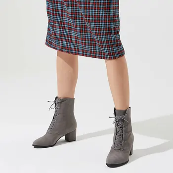 

FLO MISTIRY77Z Gray Women 'S Boots BUTIGO