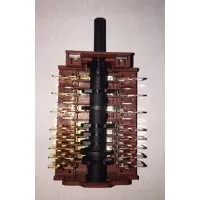 

ЕР237 Переключатель 855 8 позиций 250V 16A