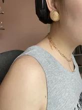 AENSOA-Pendientes de Metal con forma redonda para mujer, aretes pequeños, Color dorado, Estilo Vintage, 2020