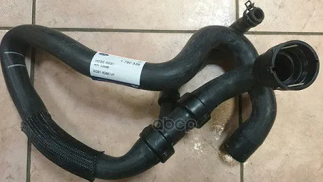 Патрубок Системы Охлаждения Ford FORD арт. 1790339