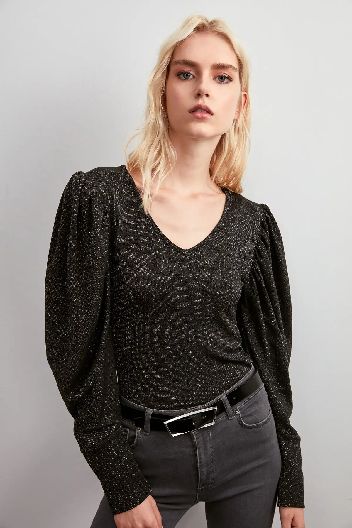 Trendyol Серебристая трикотажная блузка TWOSS20BZ0106