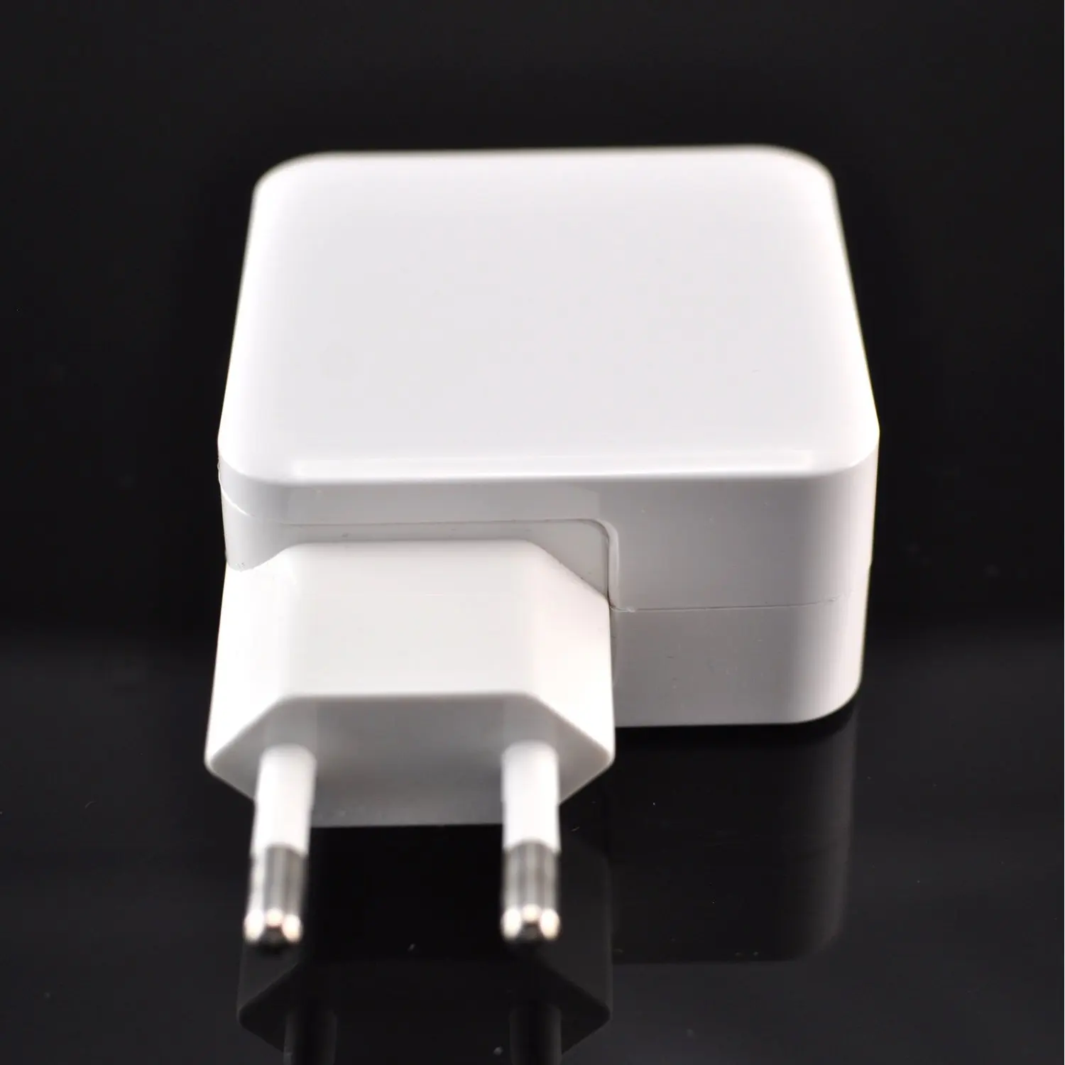Адаптер питания Apple 29W type C для MacBook( или более поздней версии