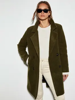 

Collar Thick Stamp Coat