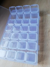 Mordoa-caja de almacenamiento de cuentas de plástico transparente con 28 ranuras, caja organizadora para herramientas de manicura de decoración de uñas, expositor de joyería