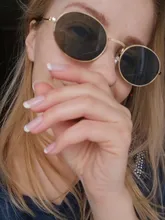 Gafas de sol ovaladas Retro para mujer, lentes de sol femeninos de lujo, pequeñas, negras, rojas y amarillas, UV400