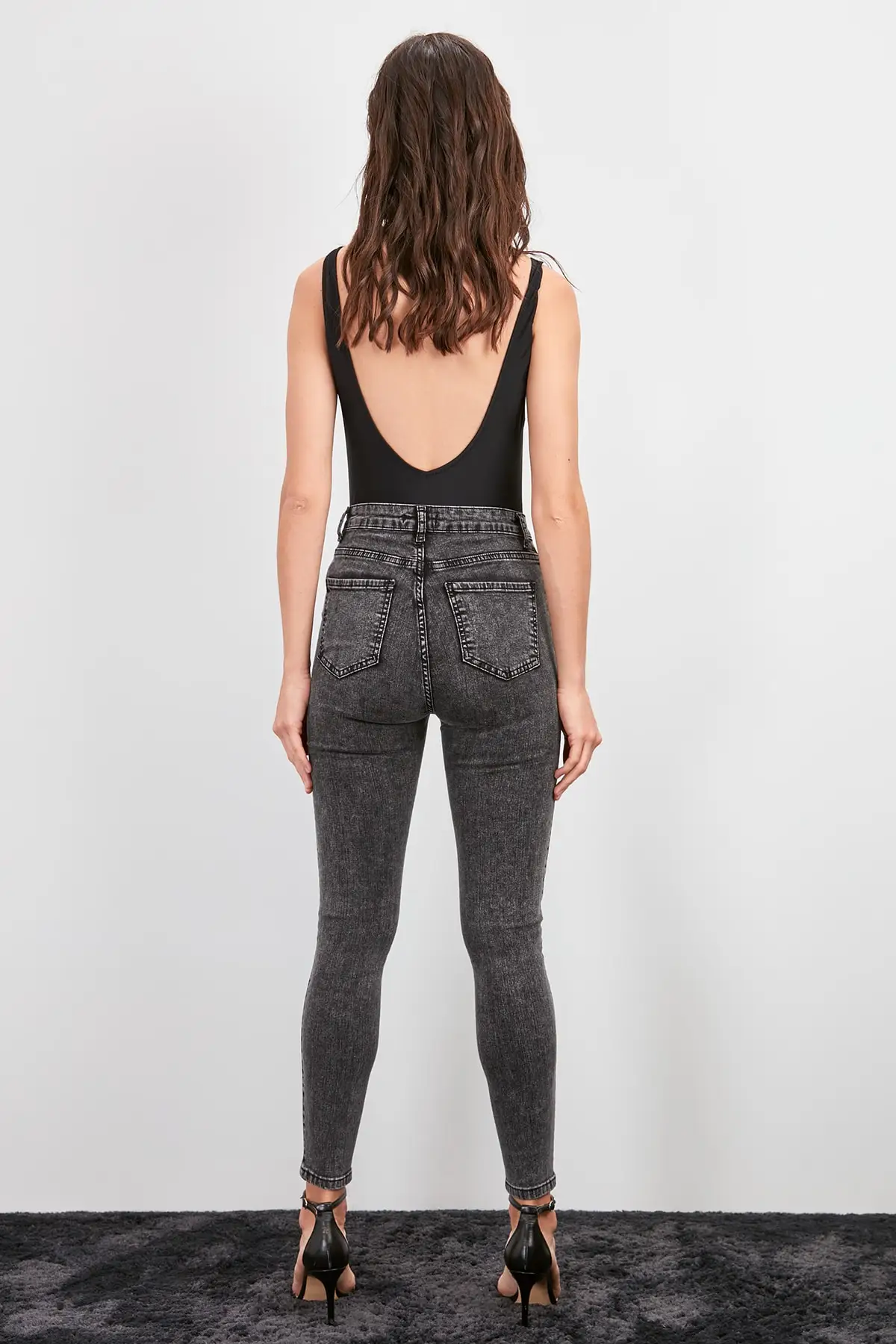 Trendyol с декоративной строчкой Высокая Талия Jegging Джинсы TWOAW20JE0284