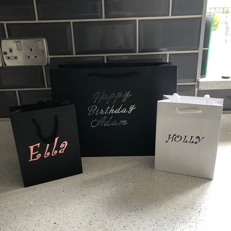 

Personalised Gift Bag Bridesmaid | White & Rose Gold | Bride | Birthday | Baby Shower | Wedding Favours | Small | Ribbon