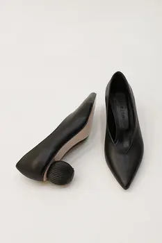 

Margin Women Yadero Classic High-Heeled Shoes