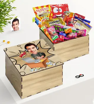 

Tailor-made In Wooden Box Bay Gamer Caricature Of Nostalgic Lezzetler Gift set