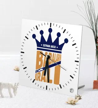 

Personalized Babaların Top King Desktop Square Glass Clock