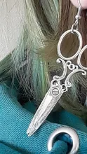 Pendientes modernos hechos a mano por nuevos diseñadores, tijeras con estilo punk, para mujer, 1 par