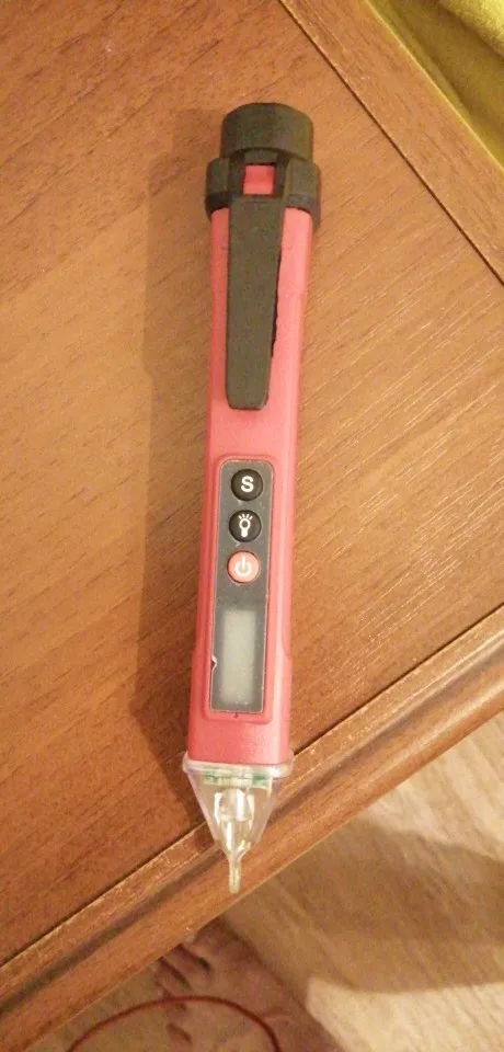 Отзыв о товаре ANENG VC1010 вольтметр цифровой тестер индикатор напряжения тестер напряжения Цифровые датчики напряжения переменногопостоянного тока умная бесконтактная ручка измерительный прибор индикаторная отвёртка вольтметры от пользователя R***r