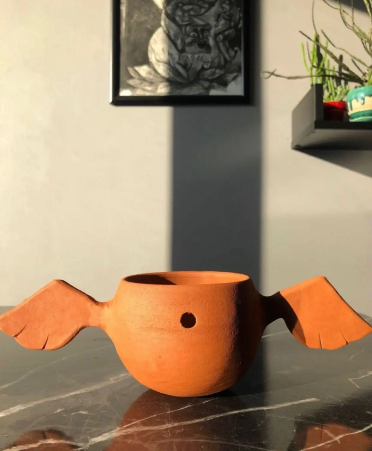 

Handmade Ceramic Decorative Elegant Flying Flower Pot, Manual Labor On the Çölekçi Şekillenmiş Ceramic Pottery Flower Pot