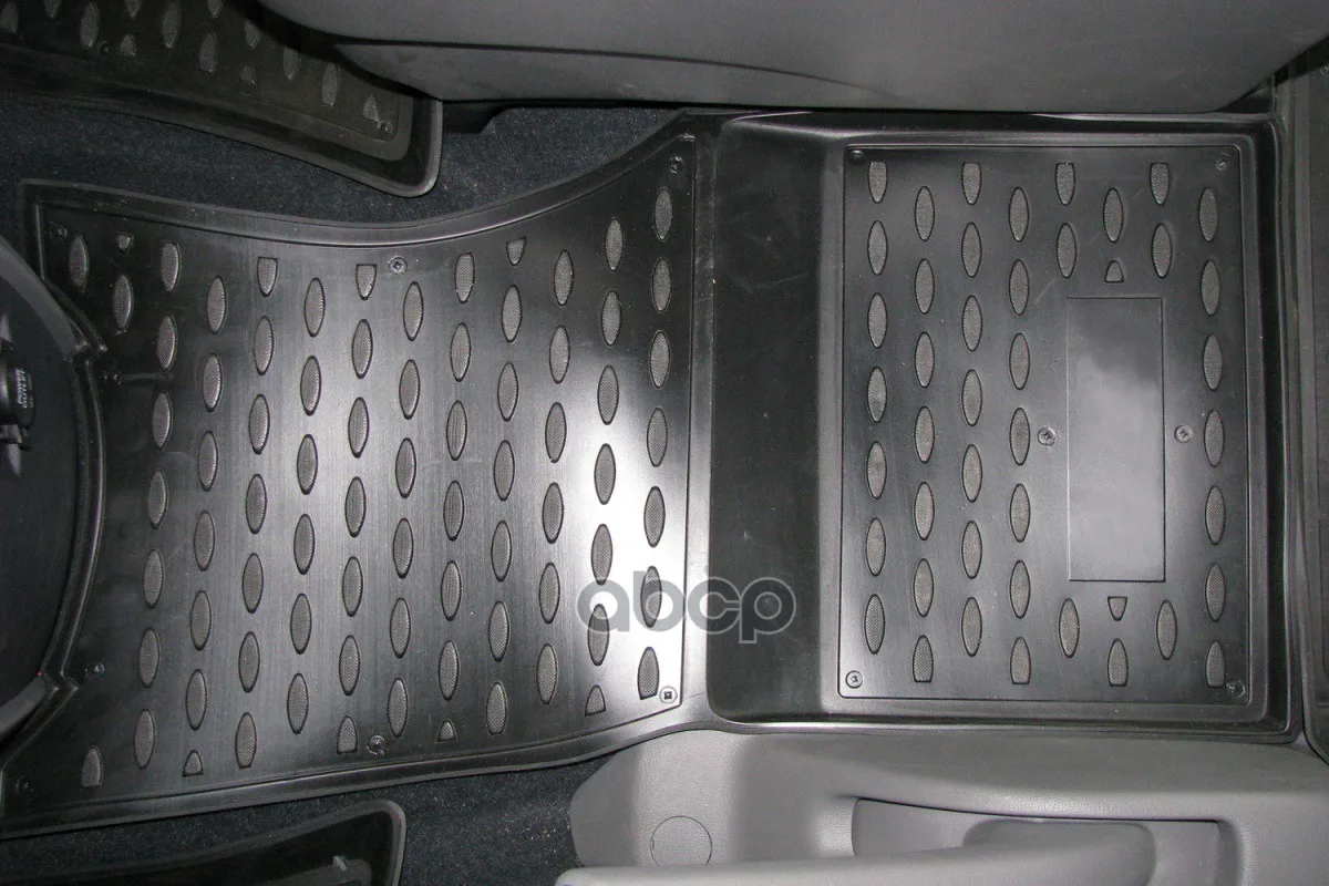 Комплект Резиновых Автомобильных Ковриков В Салон Hyundai New H-1 2007-, 4 Шт.(Полиуретан) ELEMENT арт. NLC2026210K