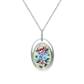 

Silver Pendant with cubic zirconia and finish sunlight sample 925