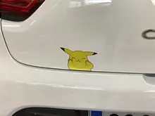 Anime pegatinas Pokemon Kawaii Pikachu monstruos de bolsillo de coche impermeable ventana espiando pegatinas de parachoques Pikachu regalo juguetes de los niños