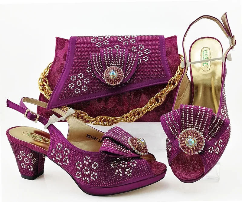 

Italian shoes and bag matching set in magenta color fashion 2019 sandal shoes mangenta with clutches bag SB8412-4