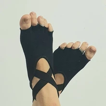 Calcetines de Yoga para mujer, medias transpirables antideslizantes sin costuras, antideslizantes, de medio dedo, para baile de Ballet