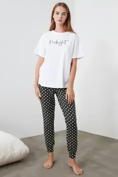 

Trendyol Mottolu Knitted Pajamas Set THMAW21PT0249