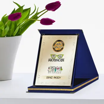 

Personalized The Year 'S Best Modacısı Navy Blue Plaque Award