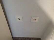 Coswall-Panel de alimentación de vidrio templado para pared, enchufe con conexión a tierra 16A, enchufe europeo, ruso, España, con cerradura protectora para niños