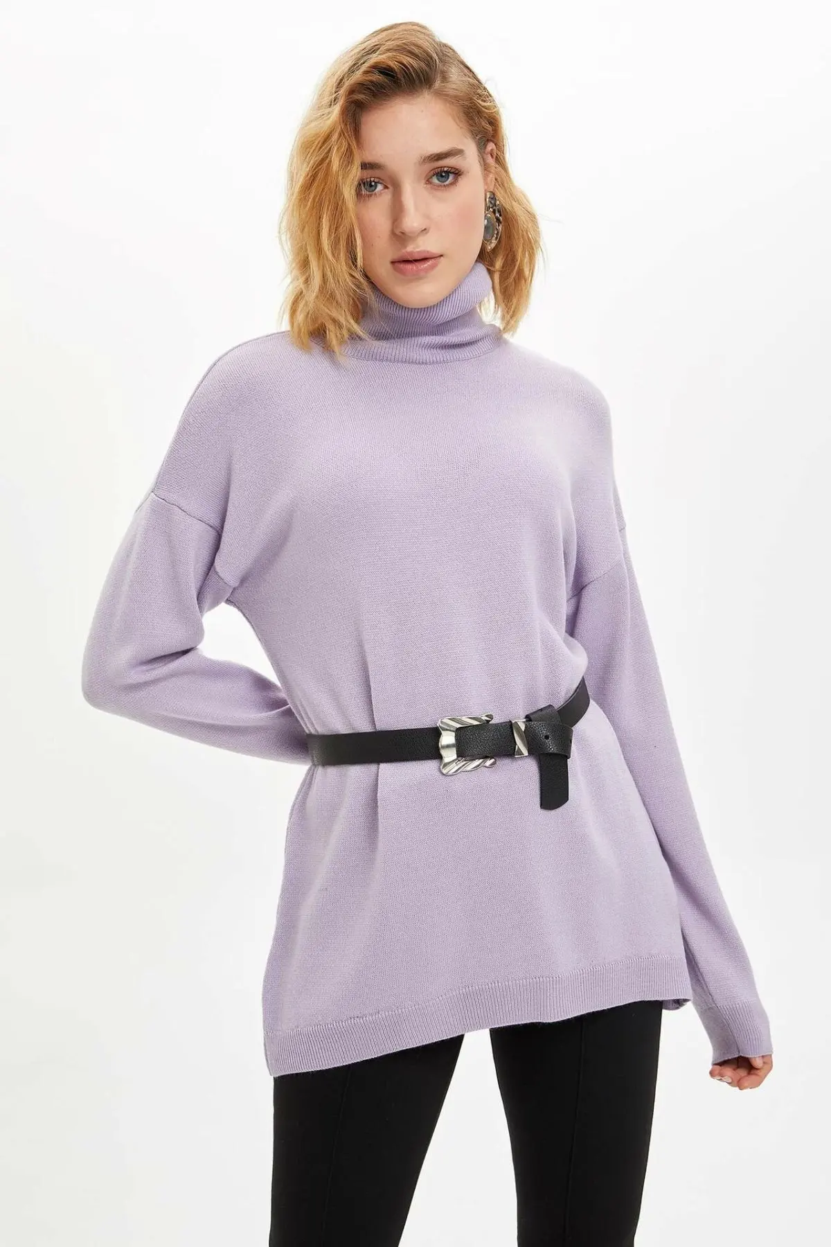 

DeFacto Woman Tunic Solid Color Top Tees Women Turtleneck White Black Knitted Top Cloth for Autumn-J4131AZ19WN