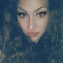 L***a