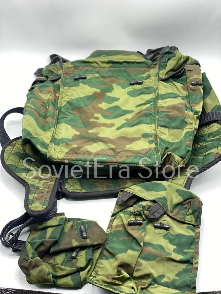 RD-54 デジタルフローラ迷彩　ロシア軍　バックパック Amazon.co.jp: ロシア軍ロシア陸軍 戦術バックパック バッグ MER