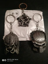 LLavero de depredador alienígena, máscara de AVP, llaveros para bolsos, llavero de coche, joyería