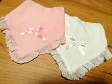 Baberos de algodón con lazo de encaje para recién nacido, ropa bonita para eructar, Baberos, toallas para Saliva infantil