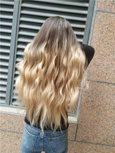 JONRENAU-Peluca de cabello sintético con flequillo para mujer, pelo largo ondulado Natural, Rubio mixto, marrón claro, para fiesta, Blanco/negro