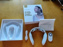 Masajeador de Cuello SKG 4098 Blanco Controlador Remoto Estructura de Anillo Inteligente Masajeador para Incomodidad de Cuello Masaje de Pulso Eléctrico Larga Duración de Bateria Calentamiento