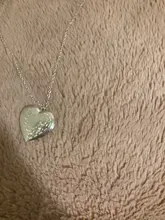 Diseño único tallado corazón-marco de fotos con forma colgante con abalorio, collares de medallón ajustables, joyería conmemorativa para hombres y mujeres