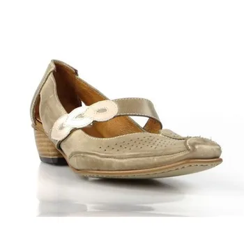 

Shoes taupe color x 122